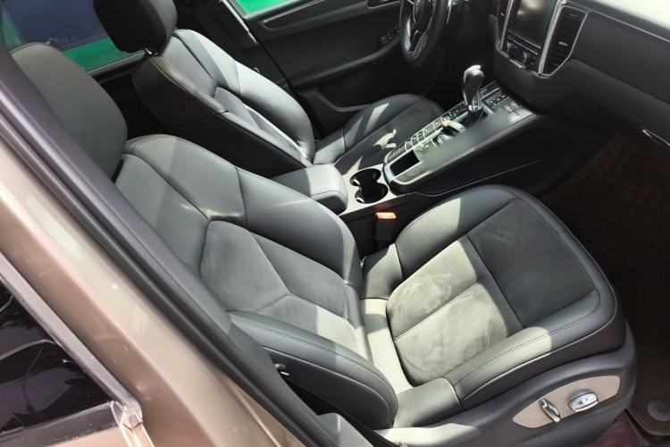 Used Porsche Macan 2014 Macan 2.0T Right Front Seat