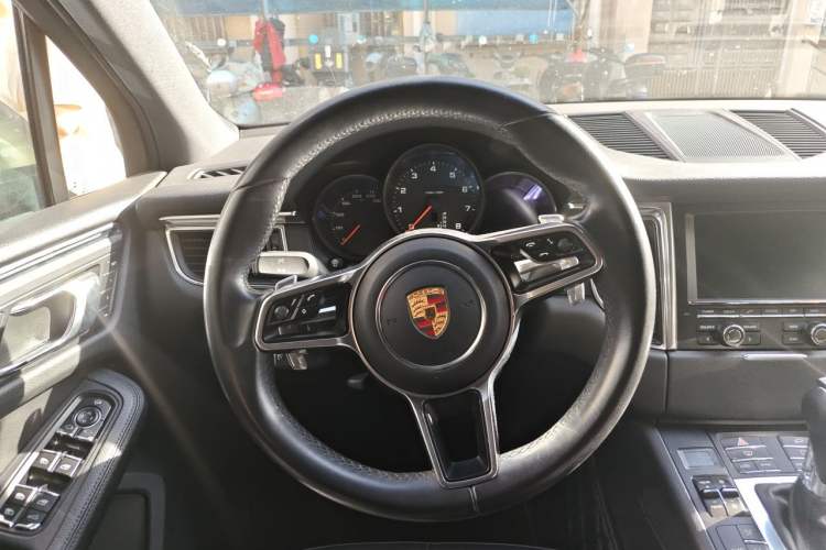 Used Porsche Macan 2014 Macan 2.0T Steering Wheel