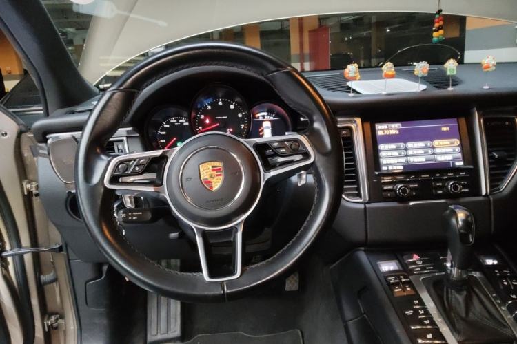 Used Porsche Macan 2014 Macan 2.0T Steering Wheel