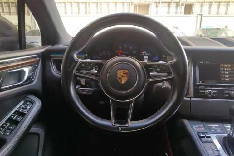 Used Porsche Macan 2014 Macan 2.0T Steering Wheel
