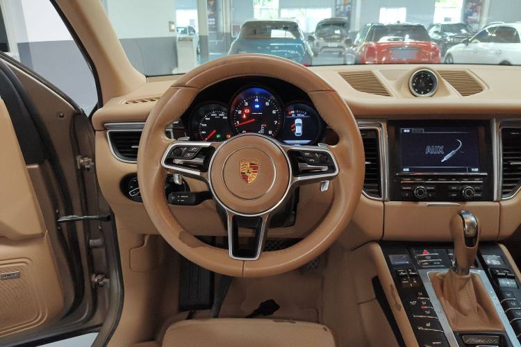 Used Porsche Macan 2014 Macan 2.0T Steering Wheel