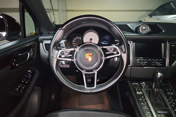Used Porsche Macan 2014 Macan S 3.0T Steering Wheel