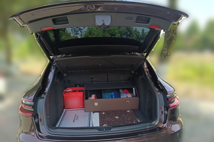 Used Porsche Macan 2014 Macan 2.0T Trunk