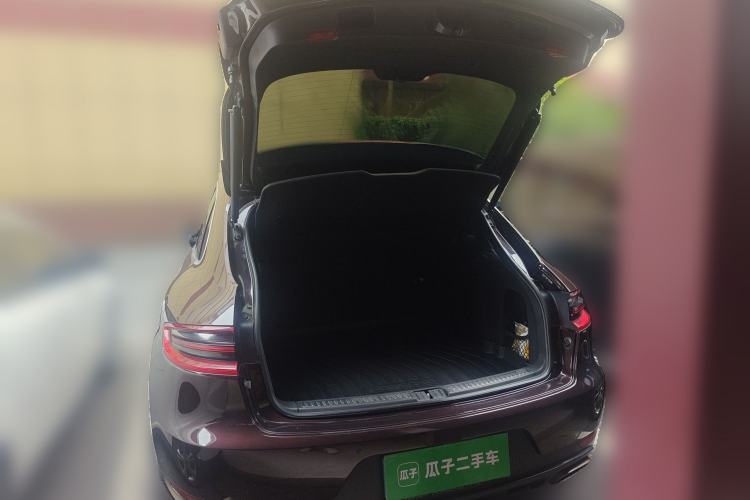 Used Porsche Macan 2014 Macan 2.0T Trunk