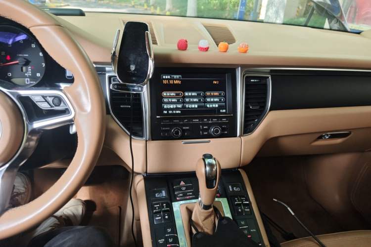 Used Porsche Macan 2014 Macan 2.0T Audio And AC Panel