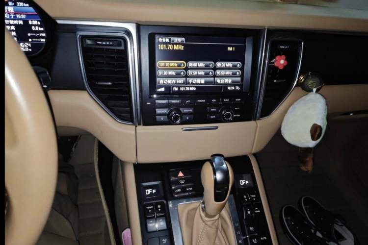Used Porsche Macan 2014 Macan 2.0T Audio And AC Panel