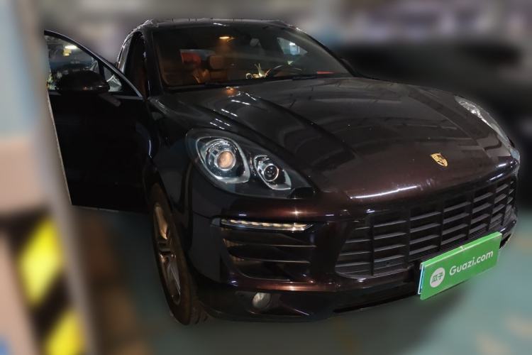 Used Porsche Macan 2014 Macan S 3.0T Front Right 45 Deg