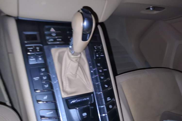 Used Porsche Macan 2014 Macan 2.0T Gear Lever