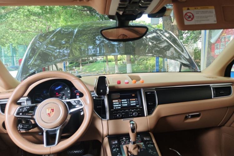 Used Porsche Macan 2014 Macan 2.0T Headliner