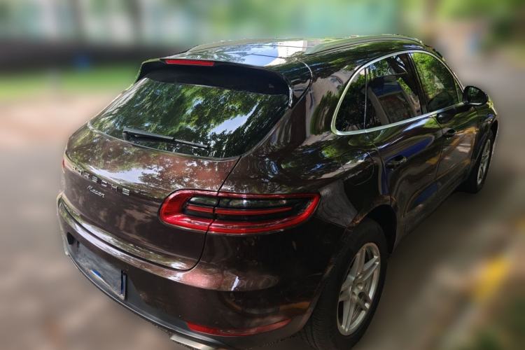 Used Porsche Macan 2014 Macan 2.0T Rear Right 45 Deg
