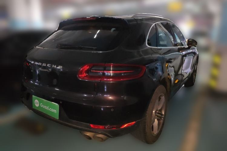 Used Porsche Macan 2014 Macan S 3.0T Rear Right 45 Deg