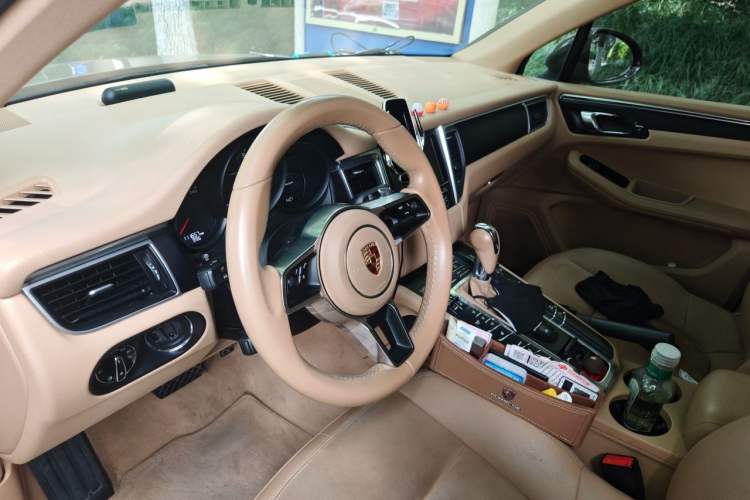 Used Porsche Macan 2014 Macan 2.0T Steering Wheel