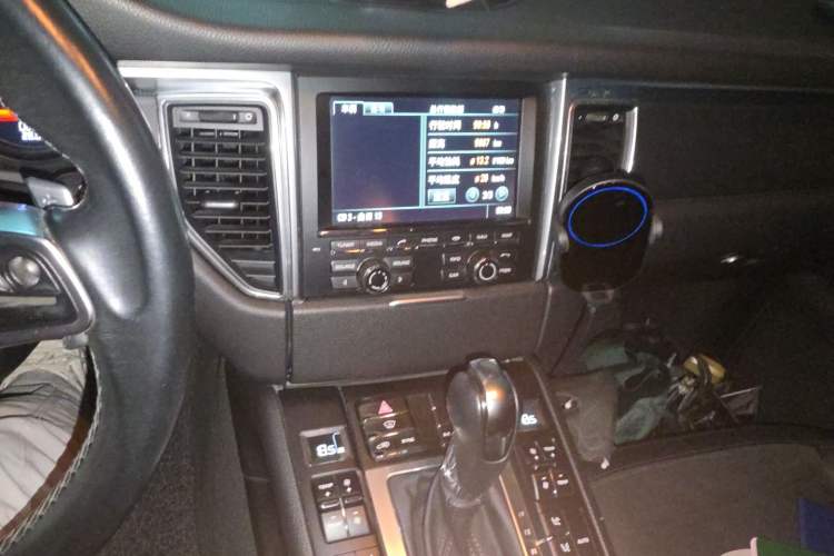 Used Porsche Macan 2014 Macan 2.0T Audio And AC Panel