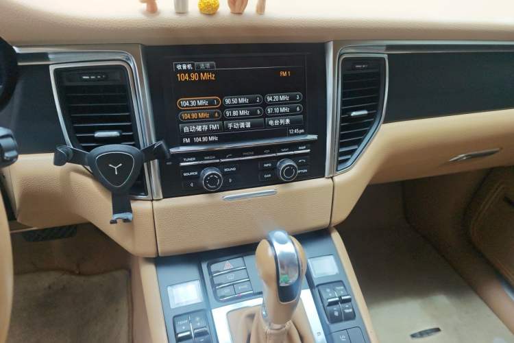 Used Porsche Macan 2014 Macan 2.0T Audio And AC Panel