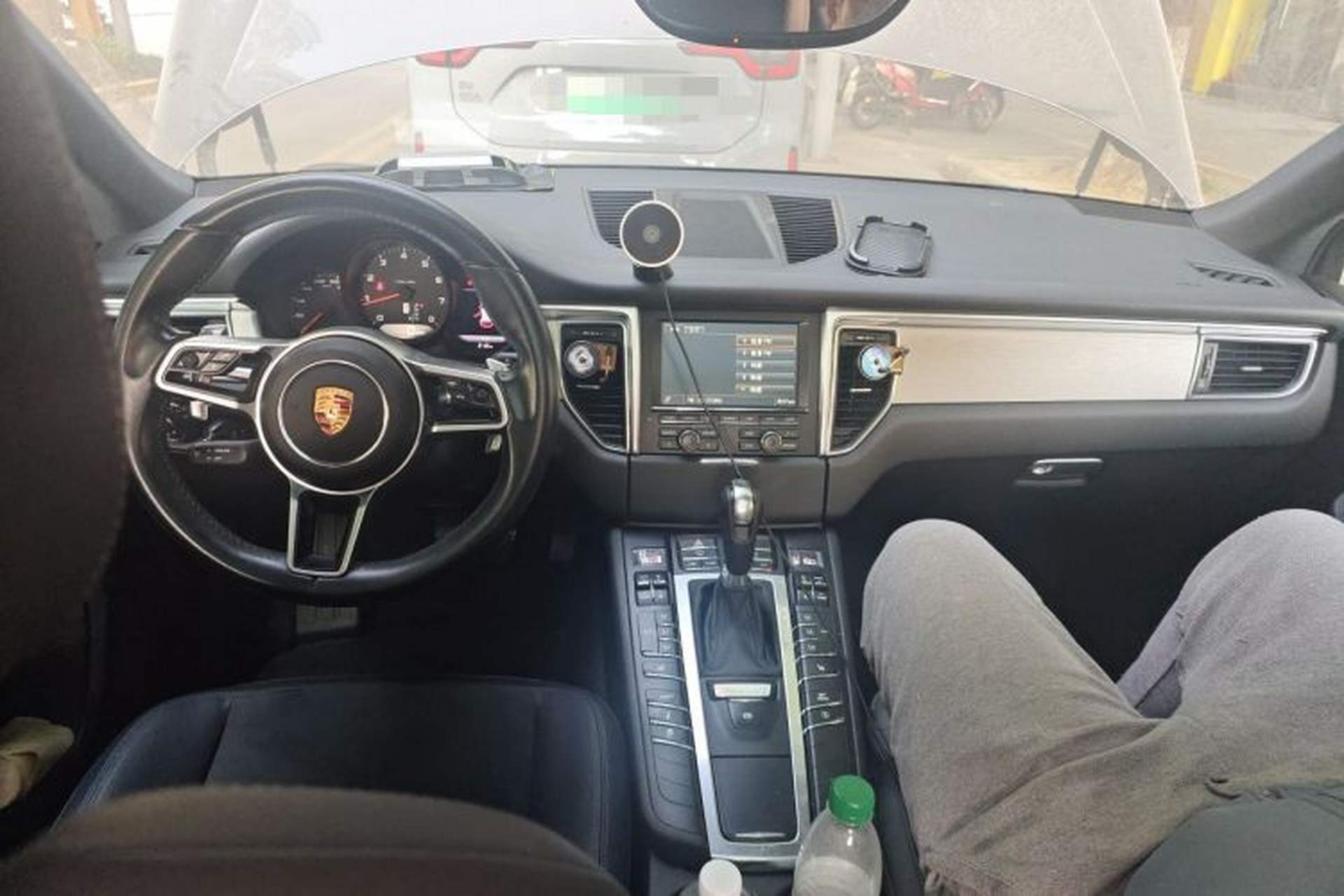 Used Porsche Macan 2014 Macan 2.0T Center Console