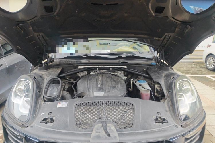 Used Porsche Macan 2014 Macan 2.0T Engine Bay
