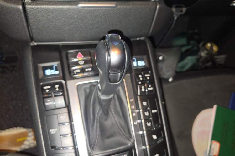 Used Porsche Macan 2014 Macan 2.0T Gear Lever