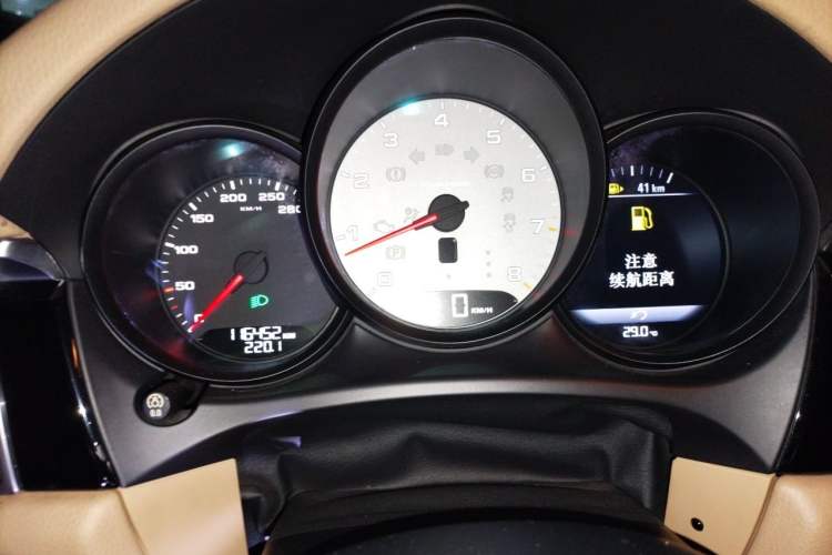 Used Porsche Macan 2014 Macan S 3.0T Instrument Cluster