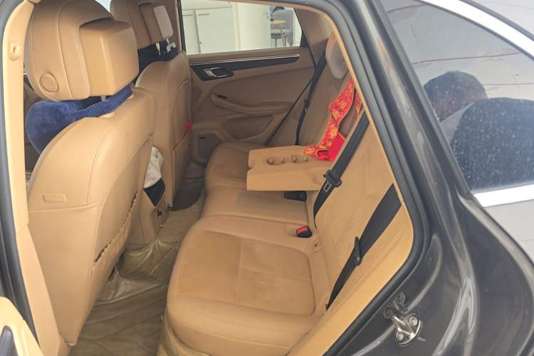 Used Porsche Macan 2014 Macan 2.0T Left Rear Seat