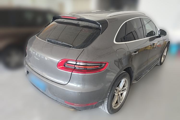 Used Porsche Macan 2014 Macan 2.0T Rear Right 45 Deg