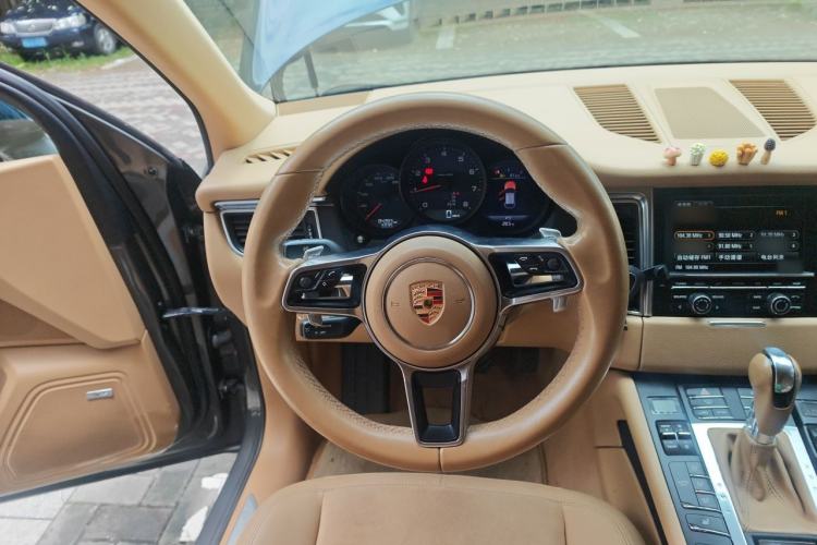 Used Porsche Macan 2014 Macan 2.0T Steering Wheel