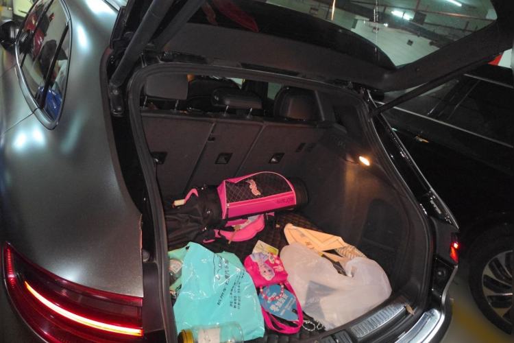 Used Porsche Macan 2014 Macan 2.0T Trunk