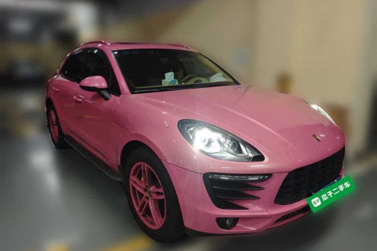 Used Porsche Macan 2014 Macan 2.0T Front Right 45 Deg