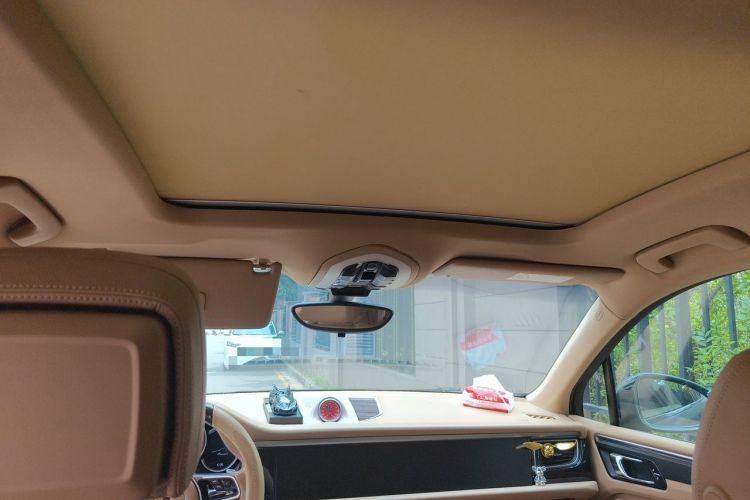 Used Porsche Macan 2014 Macan 2.0T Headliner