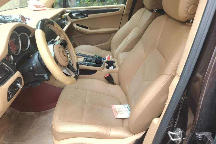 Used Porsche Macan 2014 Macan 2.0T Left Front Seat