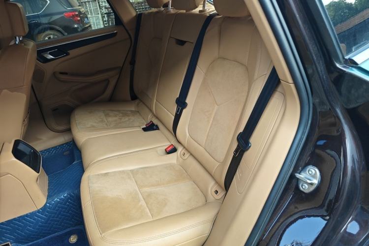 Used Porsche Macan 2014 Macan 2.0T Left Rear Seat