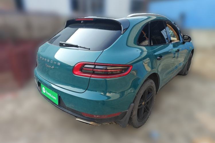 Used Porsche Macan 2014 Macan 2.0T Rear Right 45 Deg