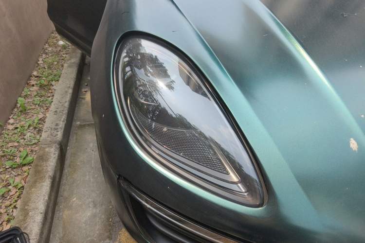 Used Porsche Macan 2014 Macan 2.0T Right Front Headlight