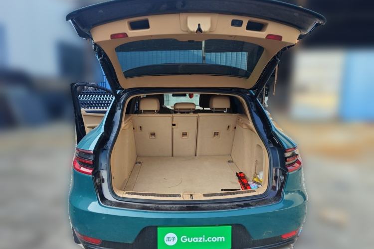 Used Porsche Macan 2014 Macan 2.0T Trunk