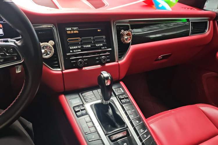 Used Porsche Macan 2014 Macan 2.0T Audio And AC Panel