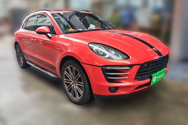 Used Porsche Macan 2014 Macan 2.0T Front Right 45 Deg