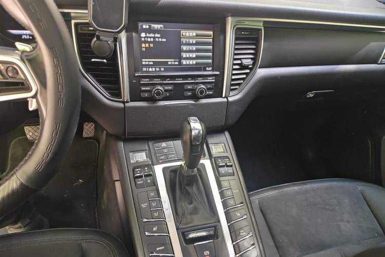 Used Porsche Macan 2014 Macan 2.0T Audio And AC Panel