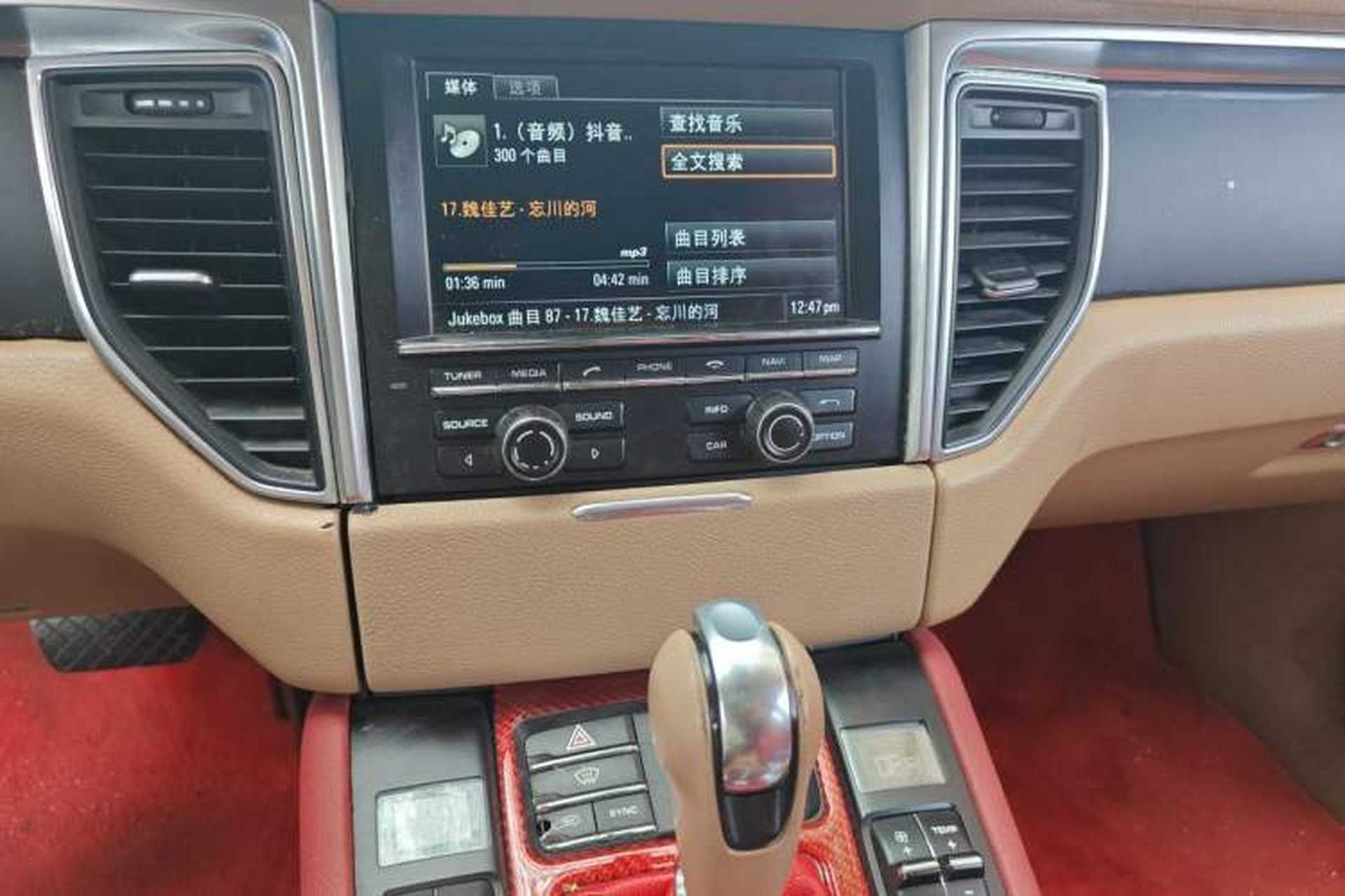 Used Porsche Macan 2014 Macan 2.0T Audio And AC Panel