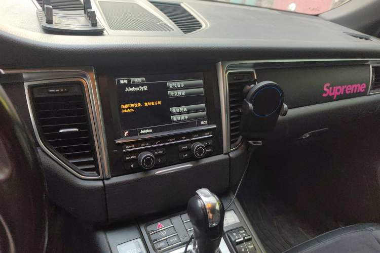 Used Porsche Macan 2014 Macan 2.0T Audio And AC Panel