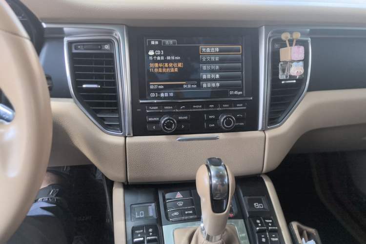 Used Porsche Macan 2014 Macan 2.0T Audio And AC Panel