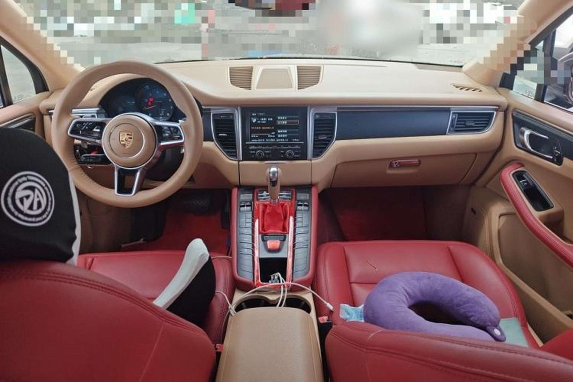 Used Porsche Macan 2014 Macan 2.0T Center Console