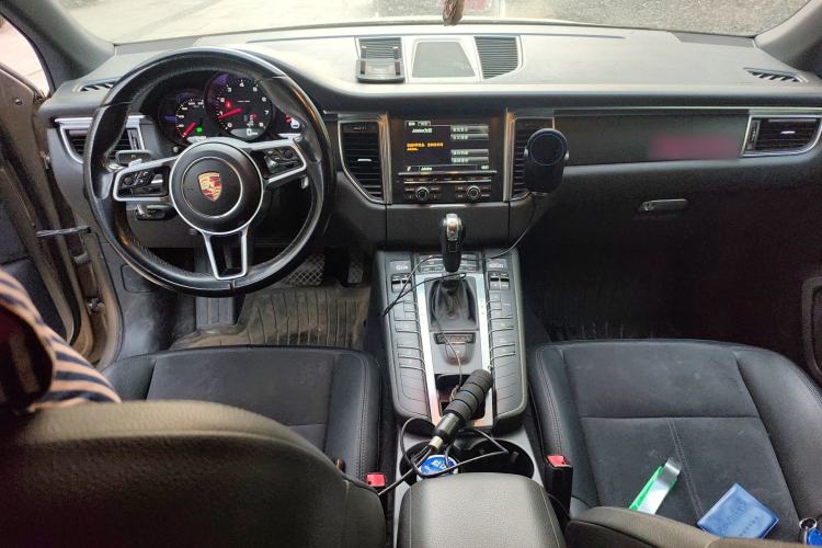Used Porsche Macan 2014 Macan 2.0T Center Console