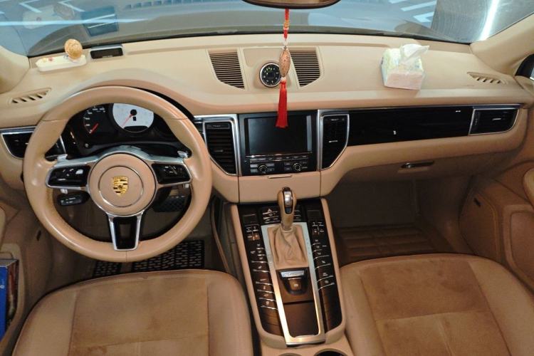 Used Porsche Macan 2014 Macan S 3.0T Center Console