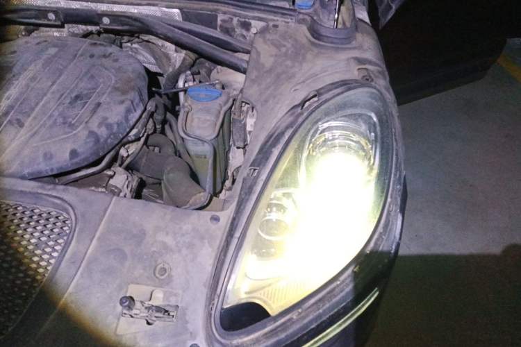 Used Porsche Macan 2014 Macan 2.0T Engine Bay Left