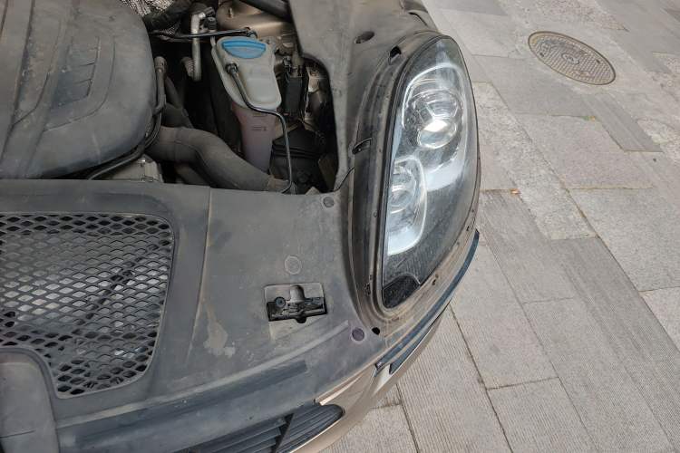 Used Porsche Macan 2014 Macan 2.0T Engine Bay Left