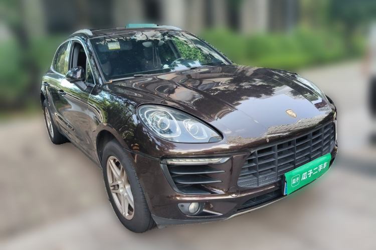Used Porsche Macan 2014 Macan 2.0T Front Right 45 Deg