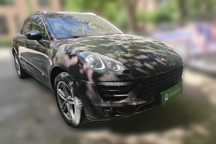Used Porsche Macan 2014 Macan 2.0T Front Right 45 Deg
