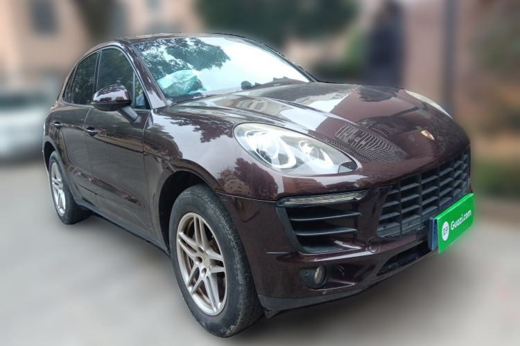 Used Porsche Macan 2014 Macan 2.0T Front Right 45 Deg