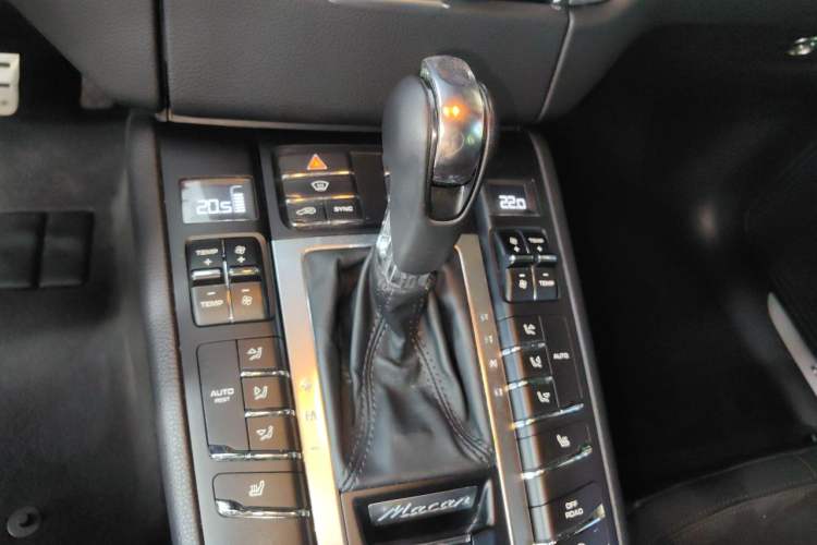 Used Porsche Macan 2014 Macan 2.0T Gear Lever
