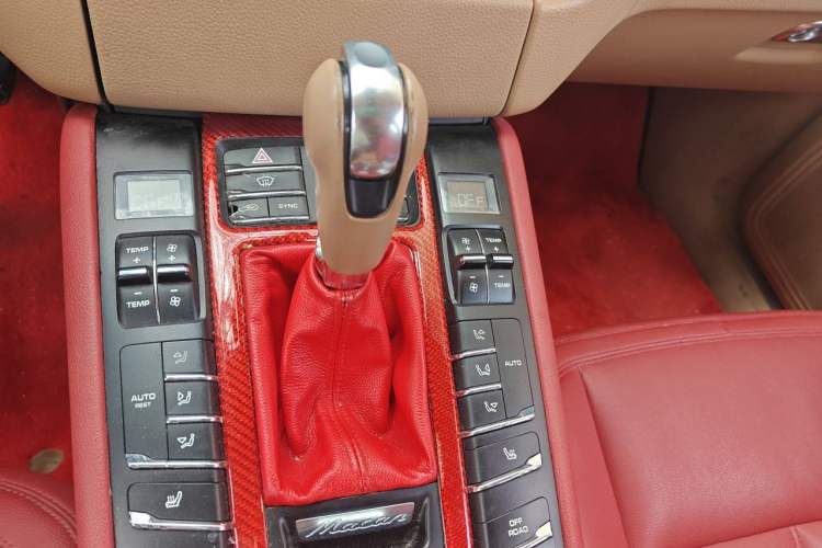 Used Porsche Macan 2014 Macan 2.0T Gear Lever