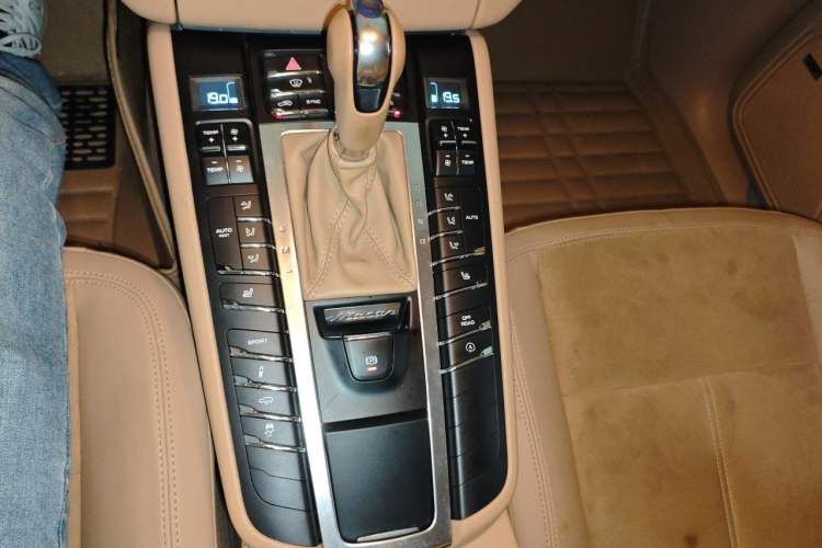 Used Porsche Macan 2014 Macan S 3.0T Gear Lever
